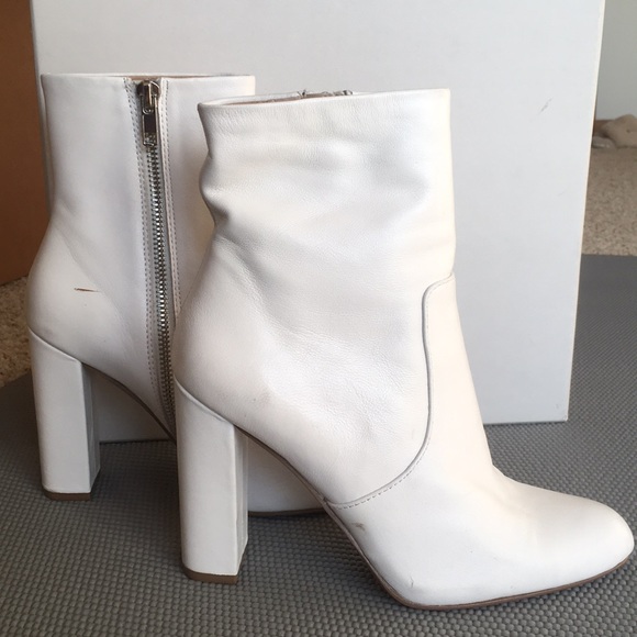 white ankle boots steve madden